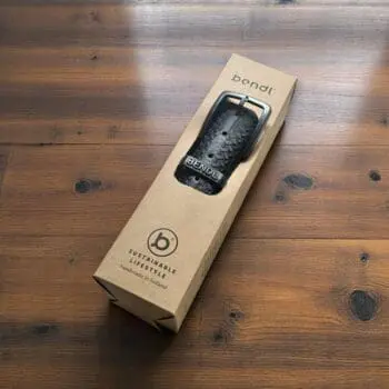 Duurzaam cadeau voor mannen – upcycled riem in gerecyclede verpakking van Bendl